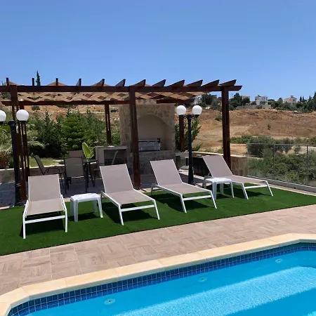 Magnolia Captains House With A Pool * Limasol