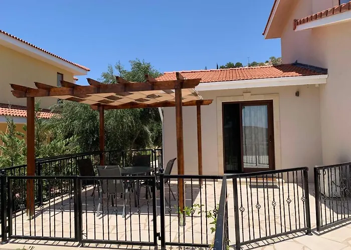 Апартаменты Magnolia Captains House With A Pool